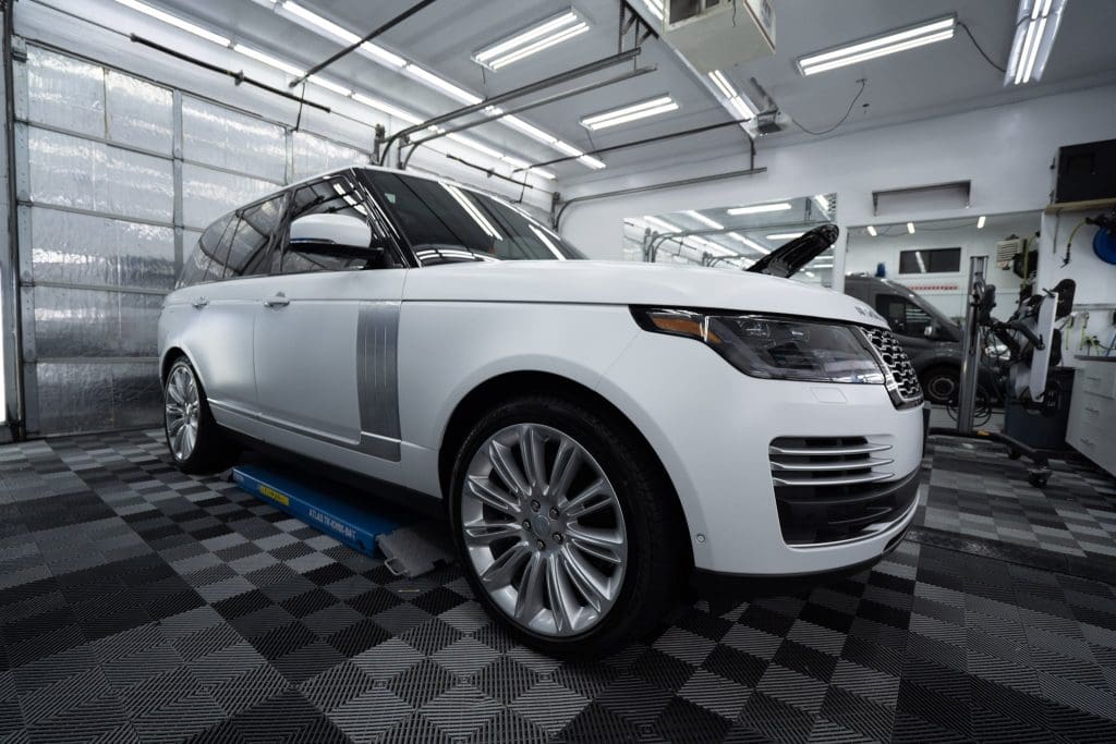 Range Rover Full Size | Darien Detail