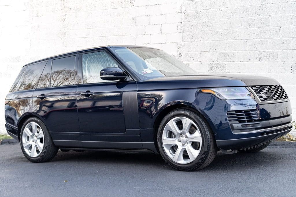 land rover full size | Darien Detail